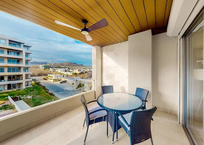 Stunning 3 Br - Pool - Awesome Amenities