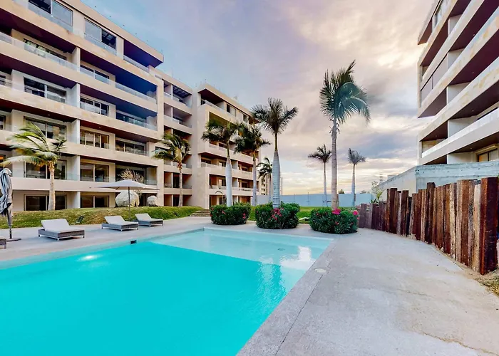 Ferienhaus Stunning 3 Br - Pool - Awesome Amenities